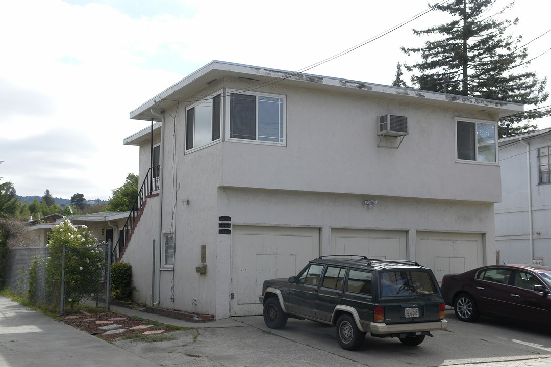 4350-4354 Fleming Ave in Oakland, CA - Building Photo