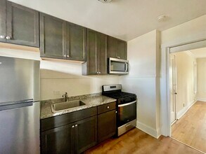 2536 W Thorndale Ave in Chicago, IL - Building Photo - Building Photo