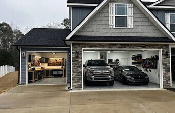 213 Legacy Ln in Pickens, SC - Foto de edificio - Building Photo