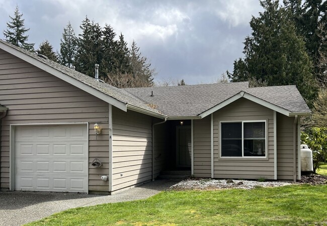 property at 17007 W Lake Goodwin Rd