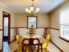 606 S Webber St in Urbana, IL - Building Photo - Building Photo