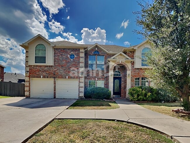 property at 114 Pinedale Dr