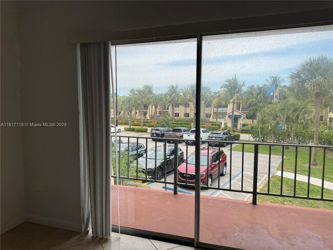 14034 SW 90th Ave in Miami, FL - Building Photo - Building Photo