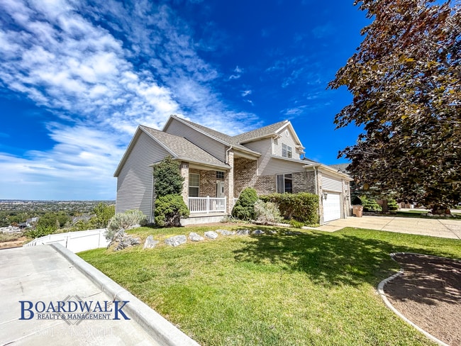 property at 833 Molasses Mill Dr