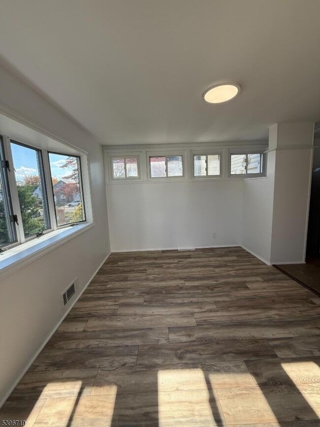 201 4th St in Clifton, NJ - Building Photo - Building Photo