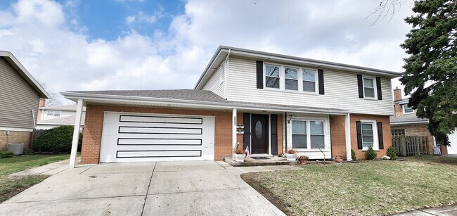 9240 N Courtland Dr, Unit 3