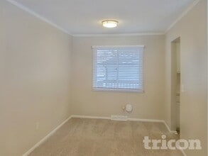 13101 Thomas Ave in Burnsville, MN - Building Photo - Building Photo