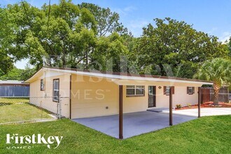 307 Sonora Dr in Orange Park, FL - Foto de edificio - Building Photo