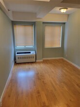 143-20 Hoover Ave in Queens, NY - Building Photo - Building Photo