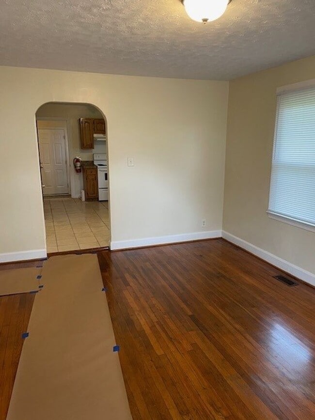 2863 Stockton St in Winston-Salem, NC - Building Photo - Building Photo