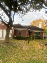 12402 Shadow Dust Ct in Houston, TX - Building Photo