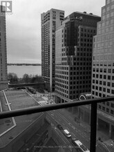 1311 Bay St. in Toronto, ON - Building Photo - Building Photo