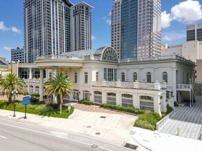 The Edge in Orlando, FL - Building Photo - Building Photo