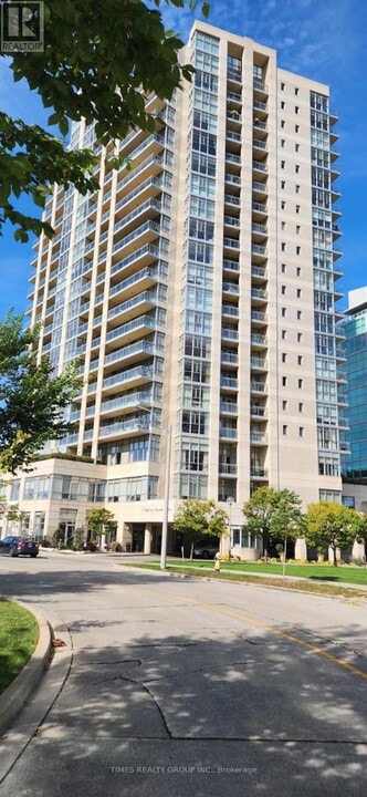 3-1703 Marine Parade Dr in Toronto, ON - Building Photo