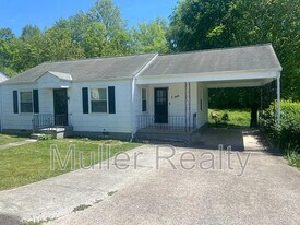 3010 Boright Dr in Knoxville, TN - Building Photo