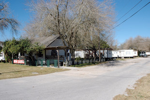 Gulf Coast Mobile Home Apartments