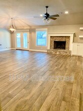 1801 Yosemite Pl in Edmond, OK - Building Photo - Building Photo
