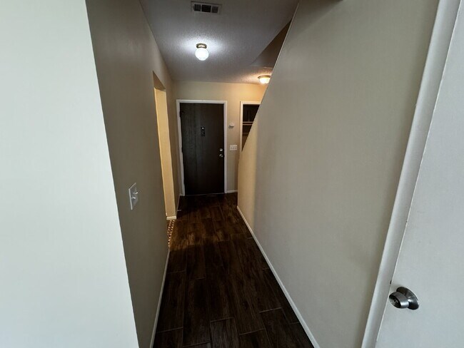 901 Olmstead Dr-Unit -12 in Hinesville, GA - Building Photo - Building Photo