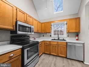 6586 Hemlock Point Rd in New Market, MD - Building Photo - Building Photo