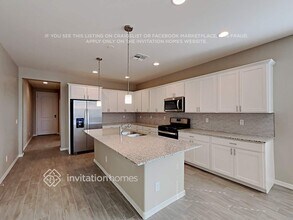 10831 W Luke Ave in Phoenix, AZ - Building Photo - Building Photo