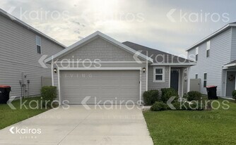 8665 SW 44th Ct in Ocala, FL - Building Photo