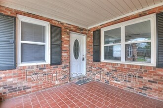 250 Almon Ct in Martinez, GA - Building Photo - Building Photo