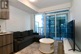 117 Broadway Ave in Toronto, ON - Building Photo - Building Photo