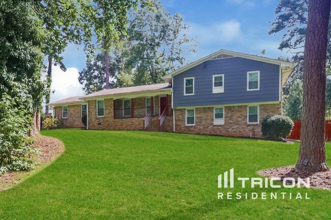 property at 3595 Emily Way SW