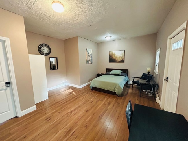 62 Doyle Ave