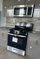507 E Main St, Unit 3 in Bridgeport, CT - Building Photo