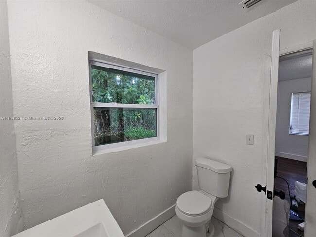 property at 1408 NW 9th Ave