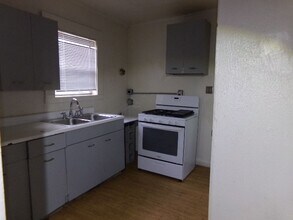 1501 Kirkwood Rd in Austin, TX - Building Photo - Building Photo