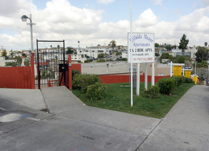 Cascadia Apartment Homes in San Diego, CA - Building Photo - Building Photo