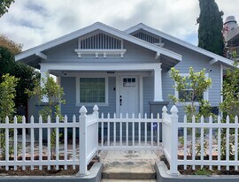1522 Junipero Ave in Long Beach, CA - Building Photo
