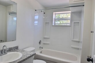 141 St. George St in Moncton, NB - Building Photo - Building Photo