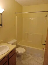 Betty Jane Apartments in London, KY - Building Photo - Building Photo