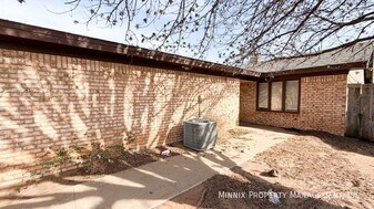 1103 80th St in Lubbock, TX - Building Photo