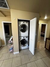 879 N Mountain View Ave, Unit 2 in San Bernardino, CA - Building Photo - Building Photo