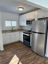 9 Upper Hillman Rd in Warwick, NY - Building Photo - Building Photo