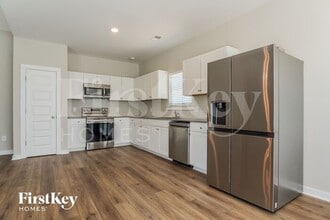 350 S Pine Dr in Jasper, AL - Foto de edificio - Building Photo