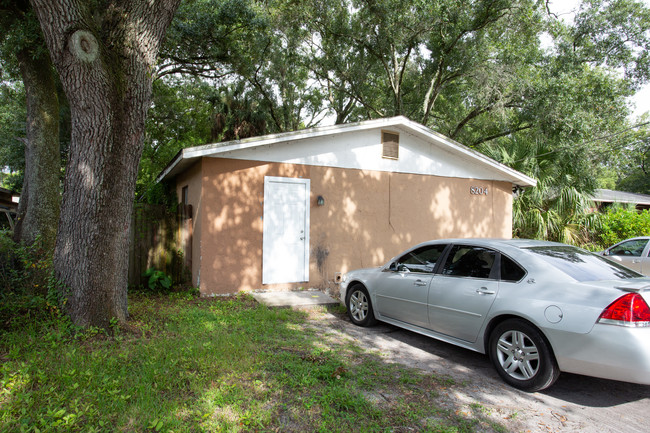 8204 N 11th St in Tampa, FL - Building Photo - Building Photo