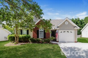 3871 Range Crest Ct in High Point, NC - Building Photo