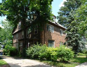 809-811 E Huron St in Ann Arbor, MI - Building Photo - Building Photo