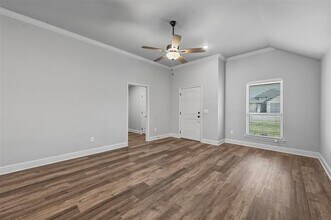 2106 Wyldewood Wy in Sherman, TX - Building Photo - Building Photo