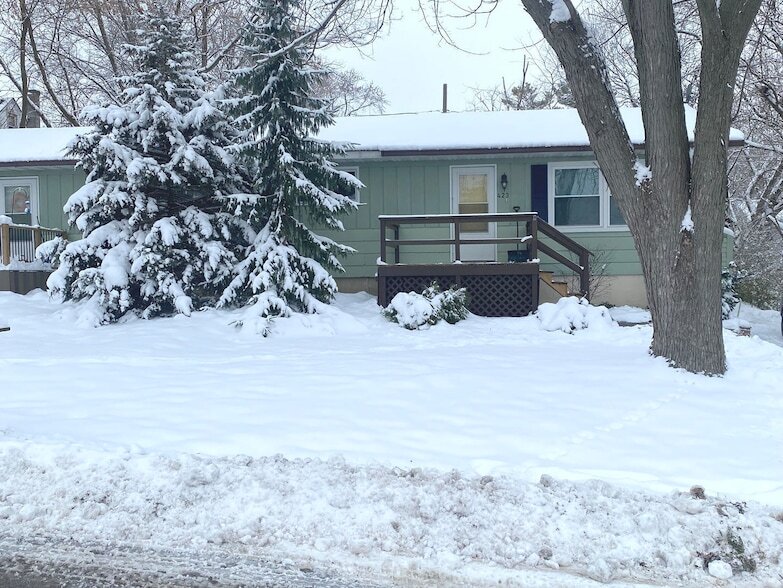 423 Grand Blvd, Unit 423 in Wauconda, IL - Foto de edificio