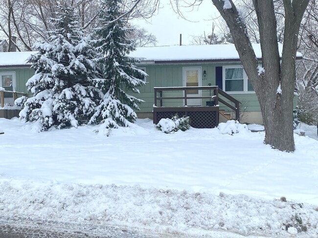 property at 423 Grand Blvd