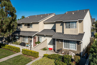 Greystone in Costa Mesa, CA - Building Photo - Building Photo