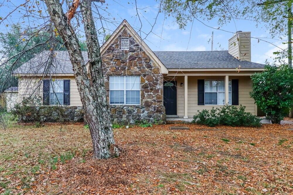 7001 Bellevue Trce in Cordova, TN - Building Photo