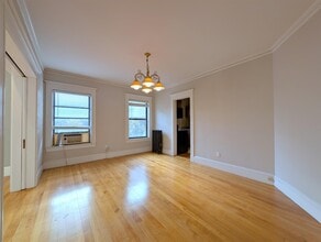 84 Prescott St, Unit 3 in Cambridge, MA - Building Photo - Building Photo