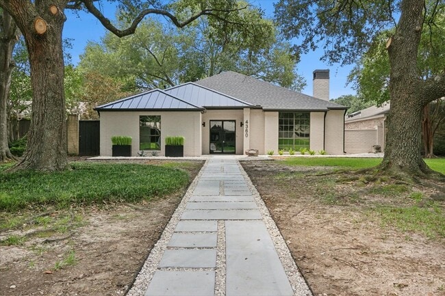 property at 4360 Thomas Ln